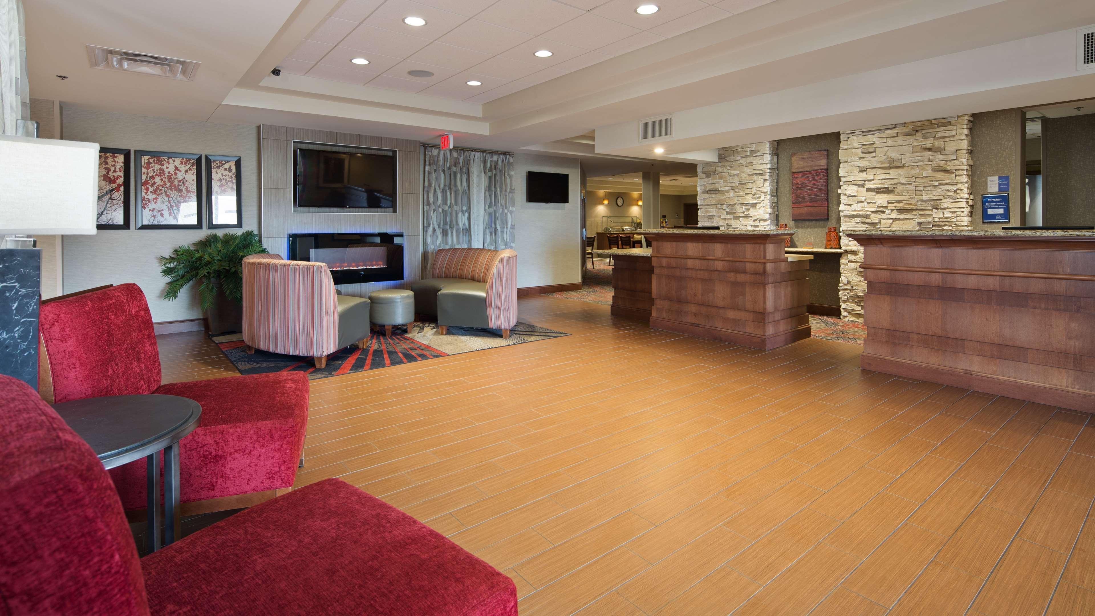 Best Western Plus Willmar Bagian luar foto