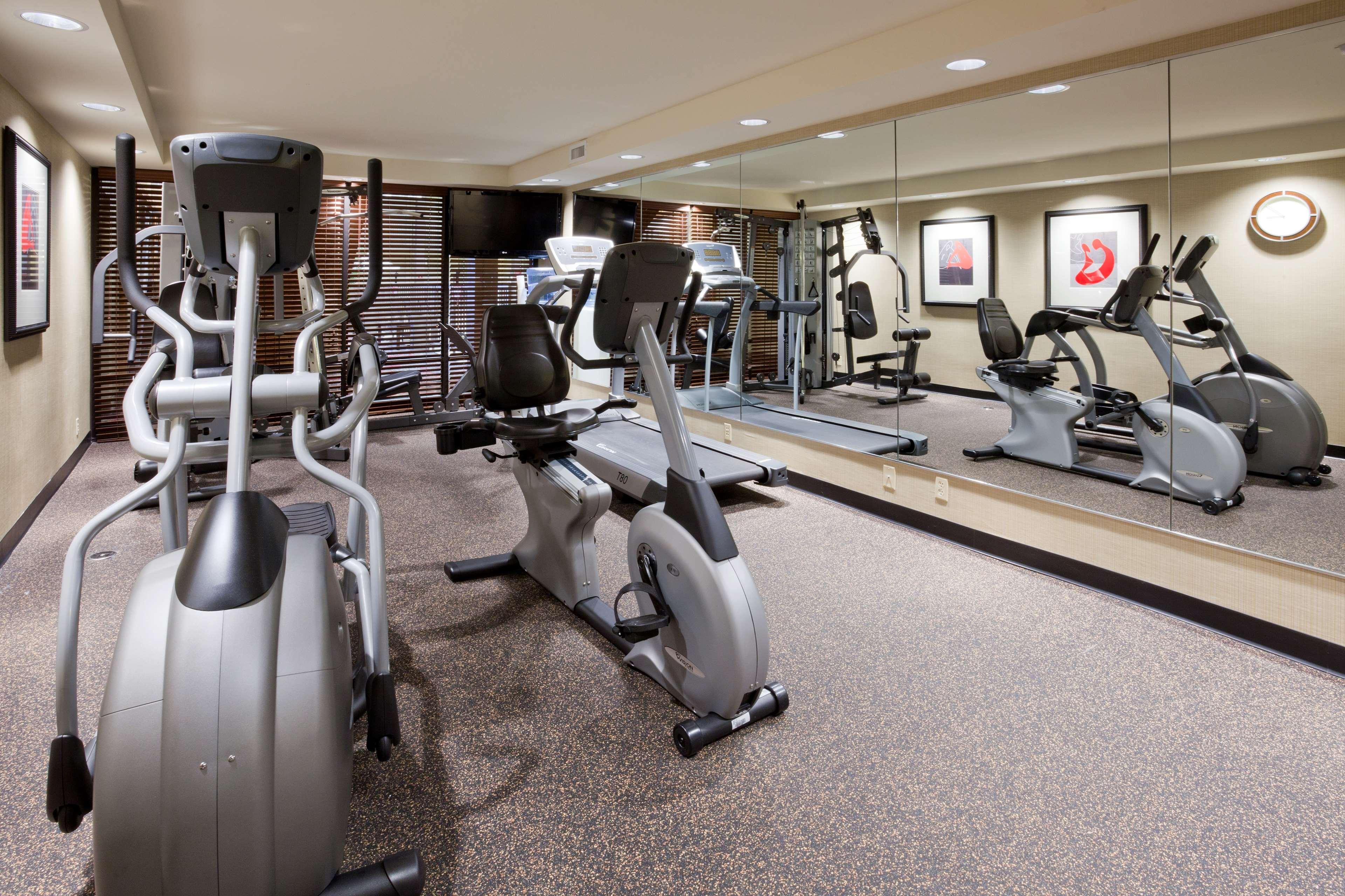 Best Western Plus Willmar Bagian luar foto